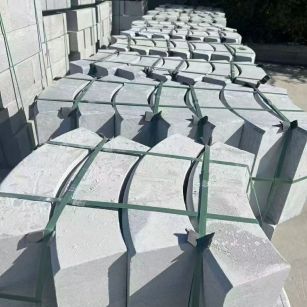 商洛 芝麻灰弧形路沿石