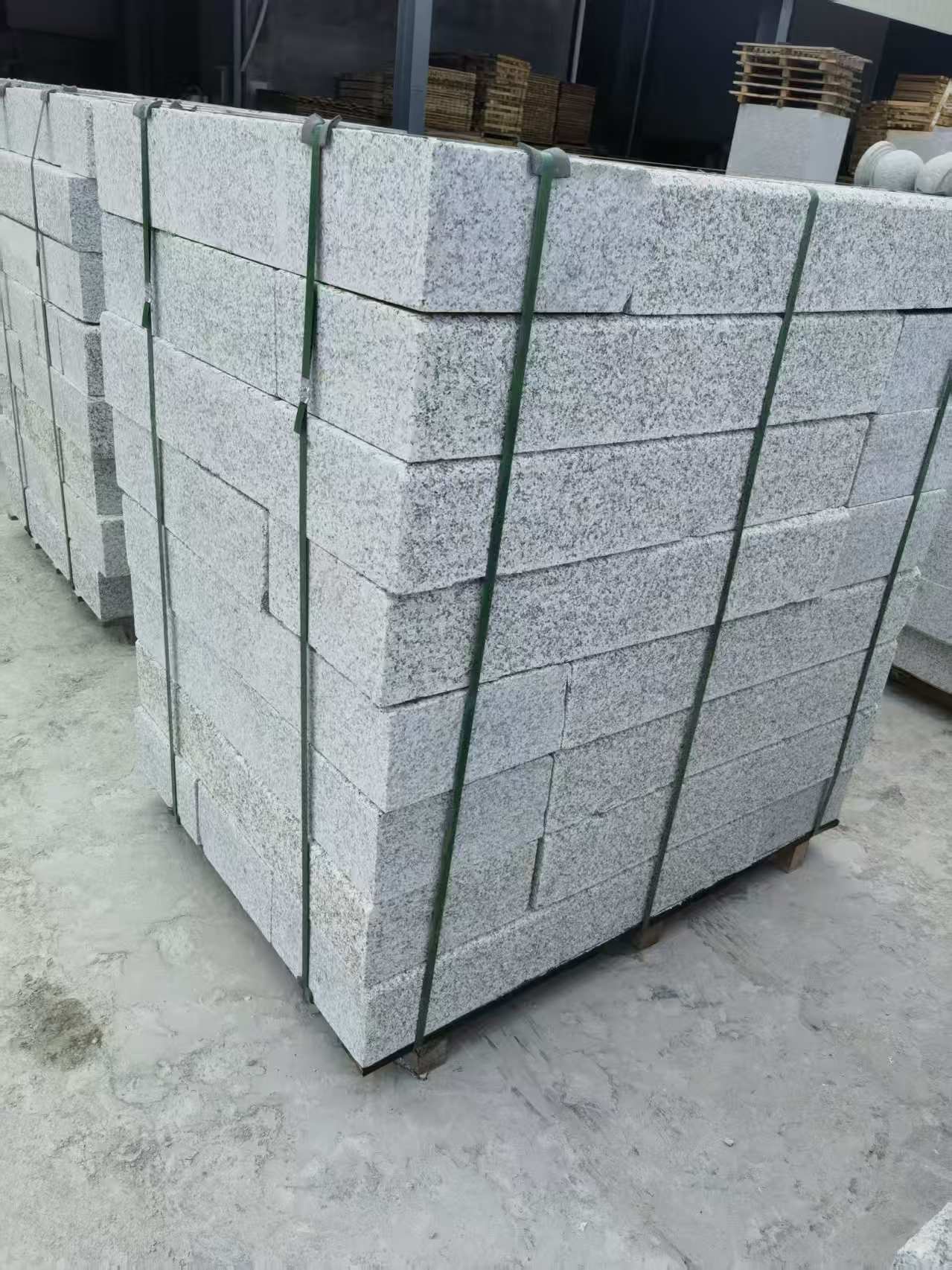 商洛 芙蓉白火烧两面路沿石
