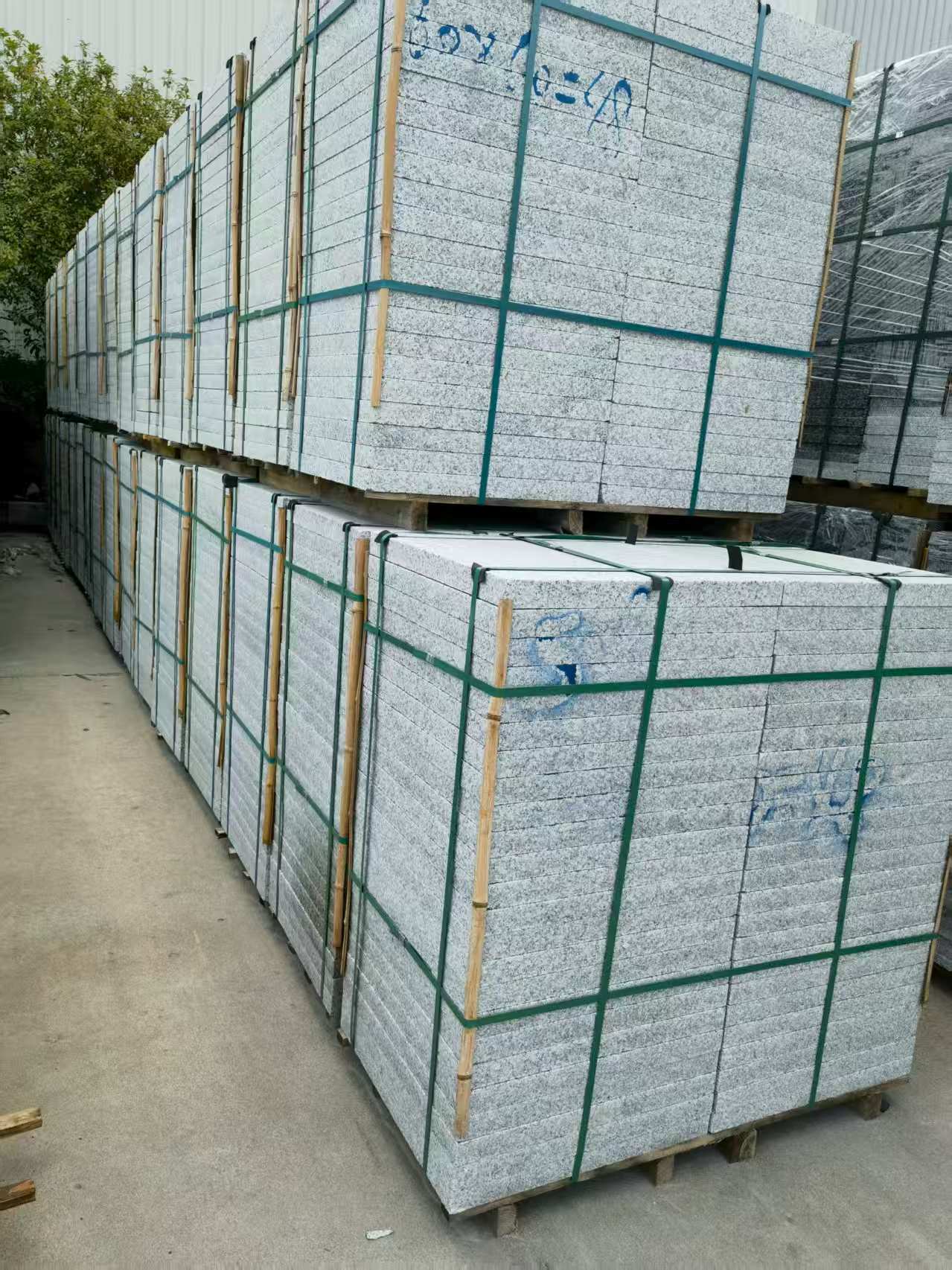 商洛 大花芙蓉白火烧成品，市政园林广场地铺石