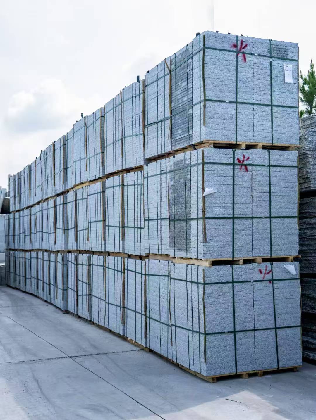 商洛 芙蓉白3公分火烧地铺成品300*600